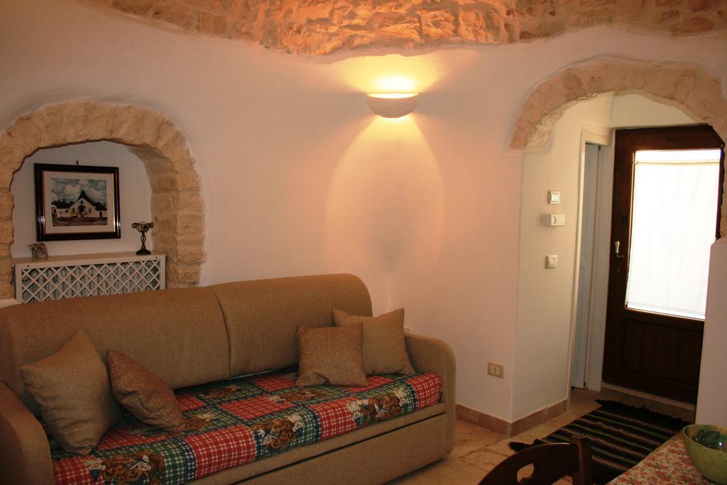 Вилла Trullo Relax Альберобелло Экстерьер фото